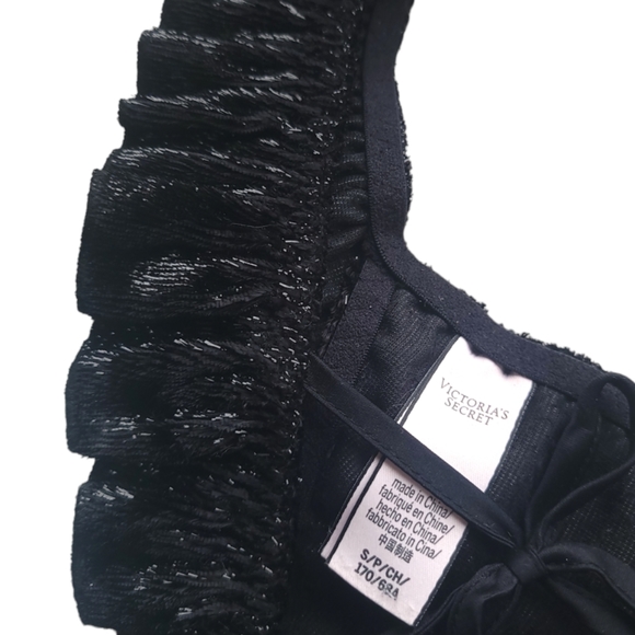 Cut Out Sparkly High Leg Panties - Picture 4 of 8